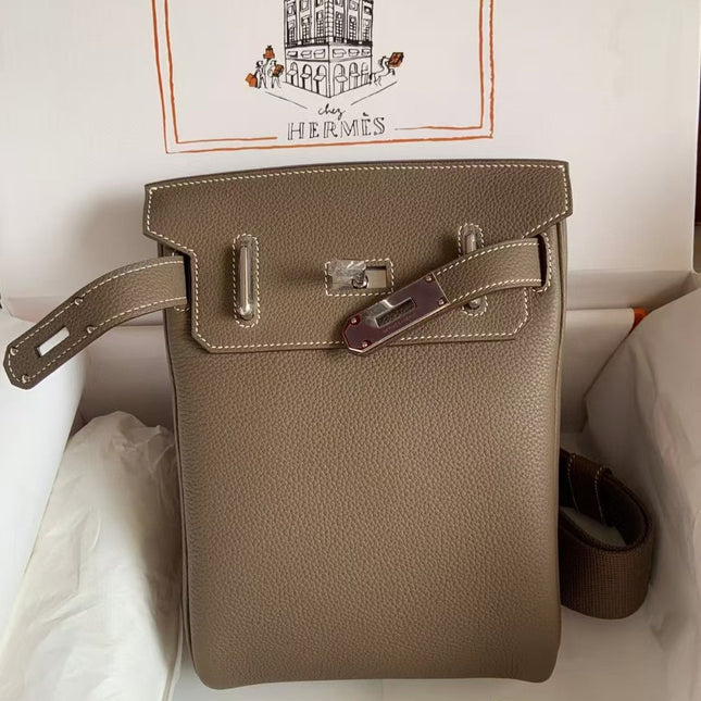 HAC À DOS PM BACKPACK IN BROWN TOGO CALFSKIN