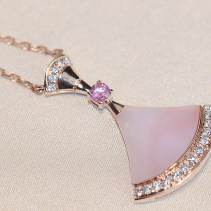 DREAM NECKLACE PINK MOP DIAMOND