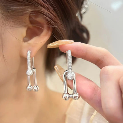 HARDWARE DROP EARRINGS DIAMONDS