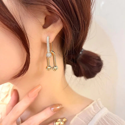HARDWARE DROP EARRINGS DIAMONDS
