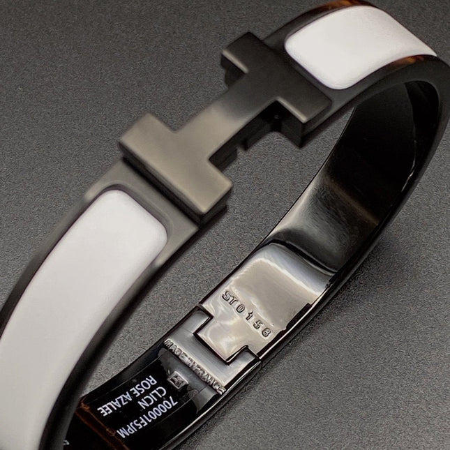 H BRACELET 12MM BLACK WHITE CERAMIC