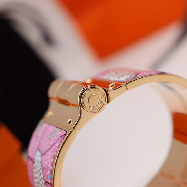 PINK PANTHERE HINGED BRACELET 36MM