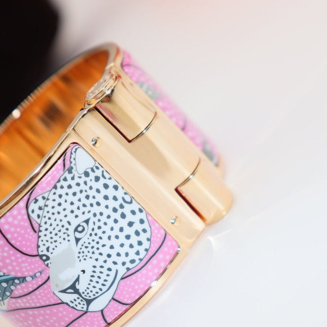 PINK PANTHERE HINGED BRACELET 36MM