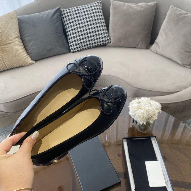 BALLET FLATS BLACK LAMBSKIN WITH BOW