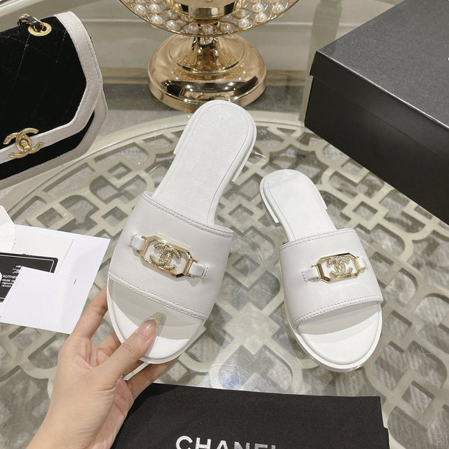 Mules White Shiny Calfskin