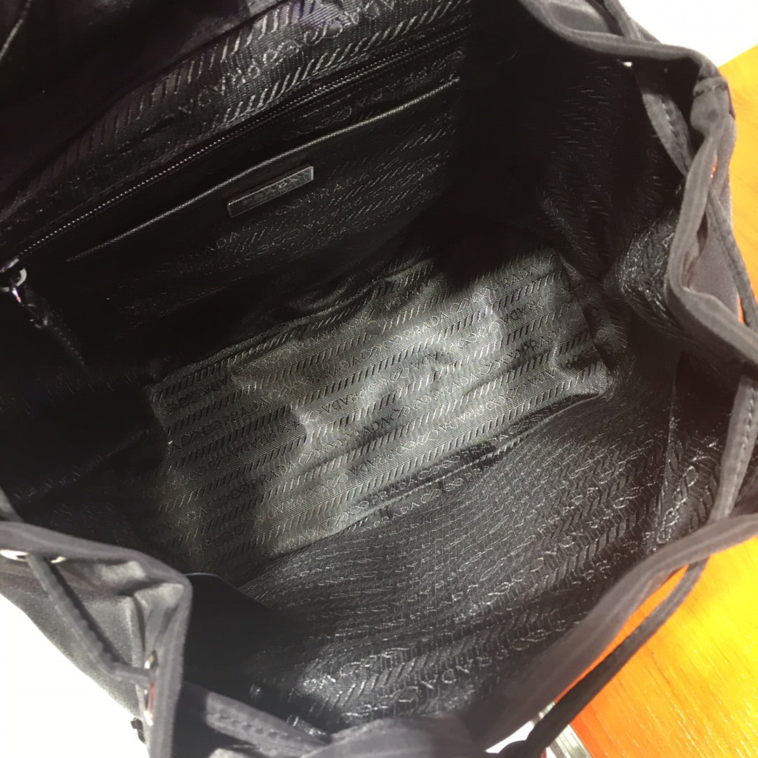 PRADA 26S BACKPACK 32 IN BLACK RE-NYLON