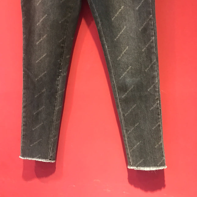 BALENCIAGA 26S STRAIGHT-LEG JEANS 250