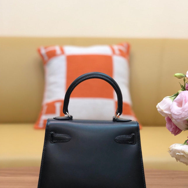 KELLY MINI 20 BAG IN BLACK SMOOTH CALFSKIN WITH SILVER HARDWARE