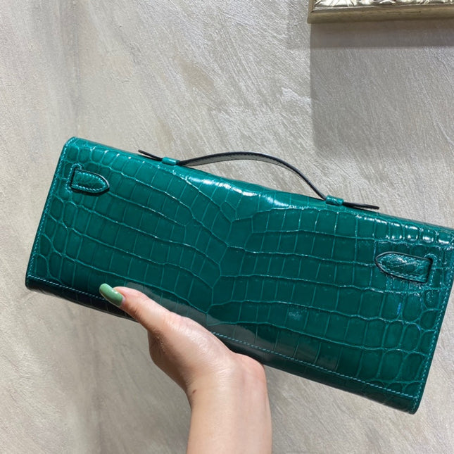 KELLY CUT 31 IN PINE GREEN SHINNY ALLIGATOR LEATHER WITH GOLD HARDWARE