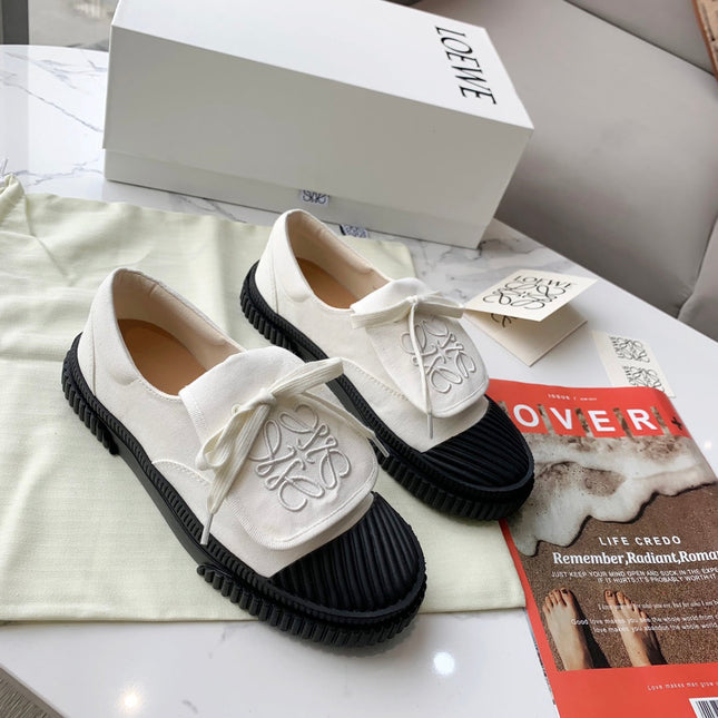 LOEWE 26S ANAGRAM FLAP SNEAKERS IN WHITE CANVAS