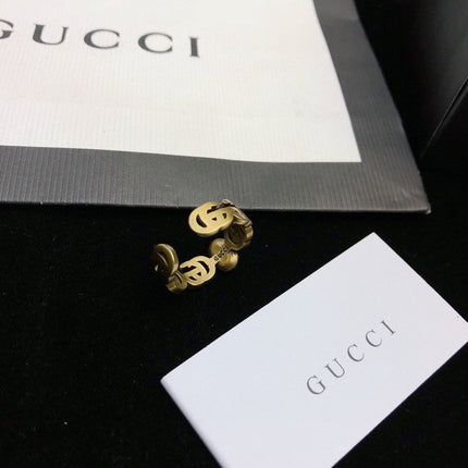 GUCCI 26S DOUBLE G LOGO BLACK CRYSTAL STUD EARRINGS IN ANTIQUE GOLD TONE METAL 627926