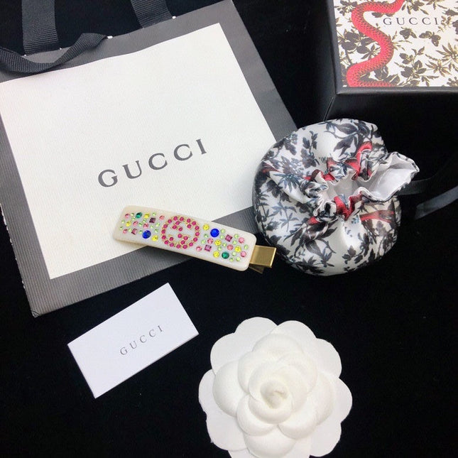 GUCCI 26S DOUBLE G LOGO MULTICOLOR CRYSTAL EMBELLISHED HAIR CLIP IN IVORY RESIN 629879