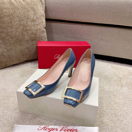 BELLE VIVIER PUMPS IN LIGHT BLUE GLOSSY CALFSKIN GOLD BUCKLE