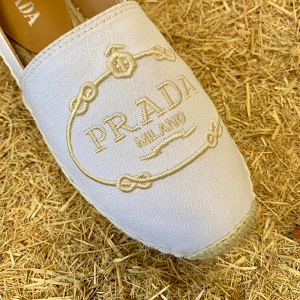 PRADA 26S ESPADRILLE FLATS IN WHITE CANVAS EMBROIDERED LOGO
