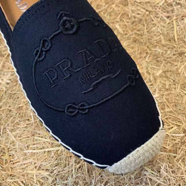 PRADA 26S ESPADRILLE FLATS IN BLACK CANVAS EMBROIDERED LOGO