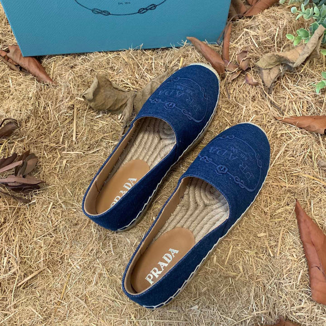 PRADA 26S ESPADRILLE FLATS IN BLUE DENIM EMBROIDERED LOGO