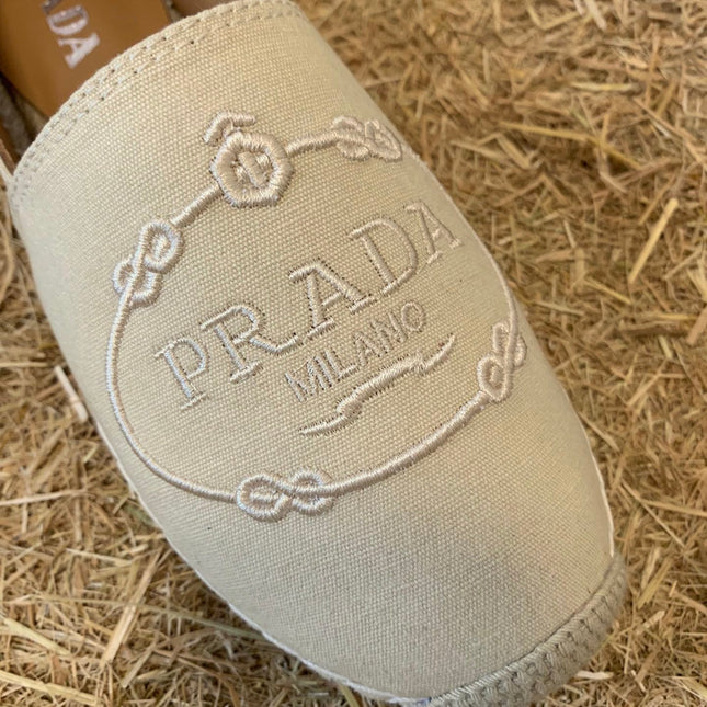 PRADA 26S ESPADRILLE FLATS IN LIGHT BEIGE CANVAS EMBROIDERED LOGO