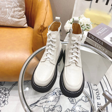 BOTTEGA VENETA 26S ZIP-UP PLATFORM ANKLE BOOTS IN OFF WHITE CALFSKIN