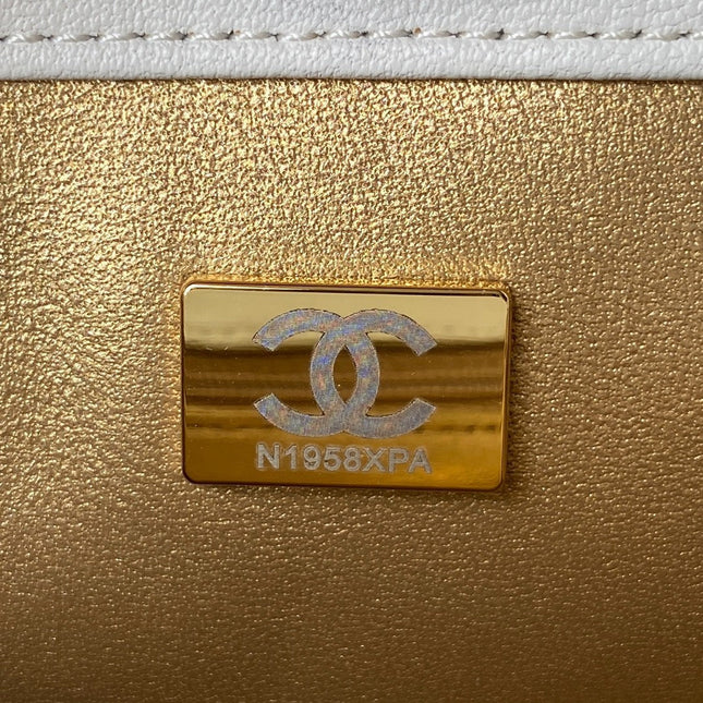 CHANEL 25S SMALL FLAP BAG 17 IN WHITE LAMBSKIN GOLD HARDWARE