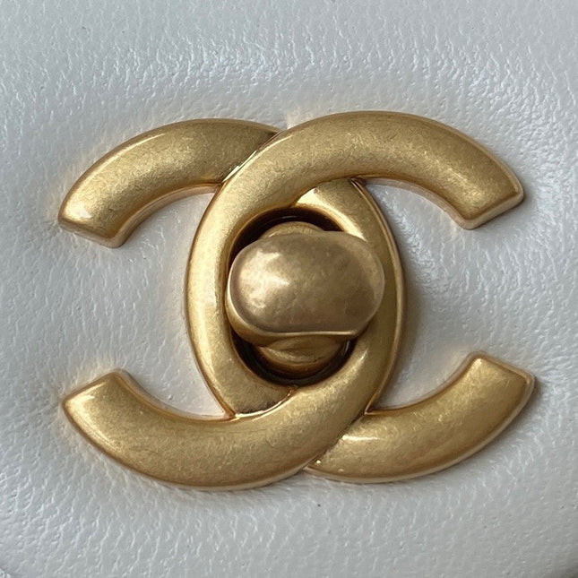 CHANEL 25S FLAP BAG 20 IN WHITE LAMBSKIN GOLD HARDWARE