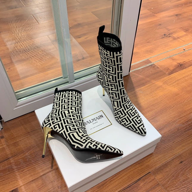 BALMAIN 26S BOOTS 105 MM IN BLACK AND LIGHT BEIGE FLYKNIT STYLE 9