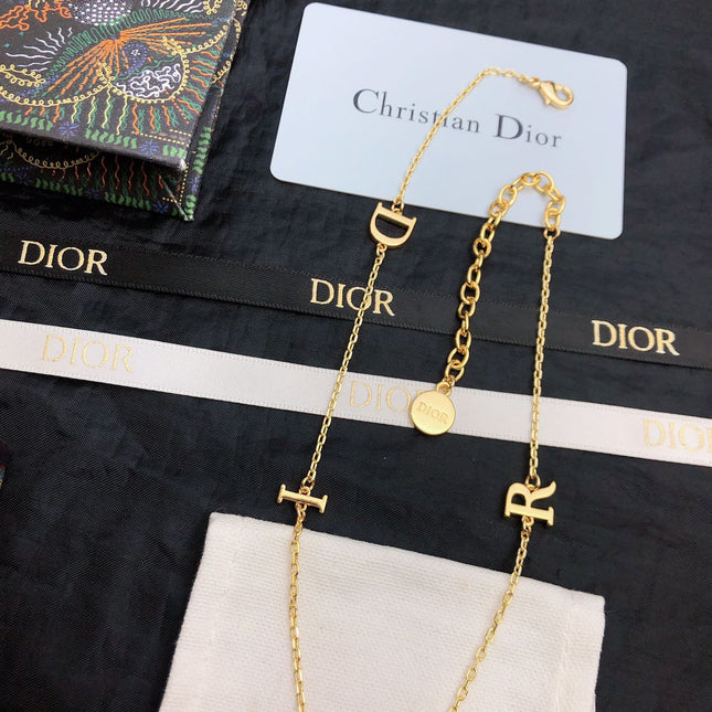 CD 26S DIOR LOGO CHAIN LAYERED NECKLACE IN GOLD TONE METAL WITH CRYSTAL 631007