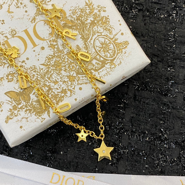 CD 26S DIOR LETTER CHARM STAR NECKLACE IN GOLD TONE METAL 631848