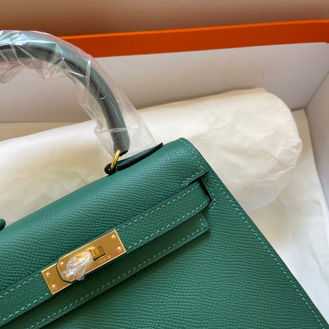 KELLY MINI 20 BAG IN DARK GREEN CALFSKIN WITH GOLD HARDWARE