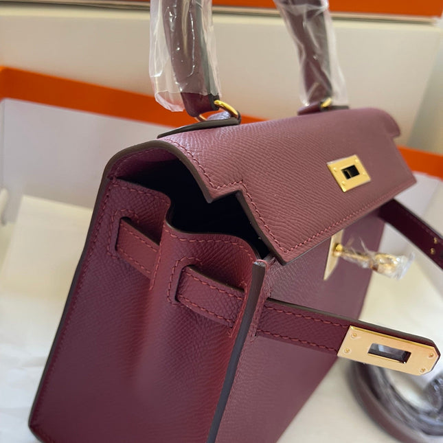 KELLY MINI 20 BAG IN GARNET RED CALFSKIN WITH GOLD HARDWARE