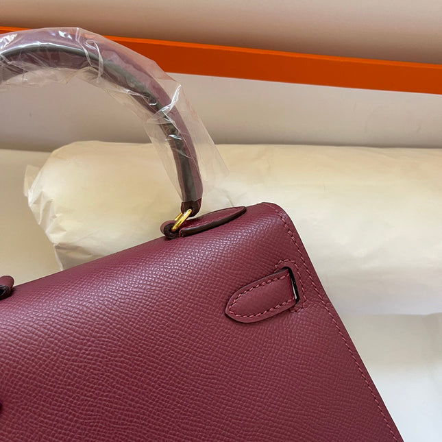 KELLY MINI 20 BAG IN GARNET RED CALFSKIN WITH GOLD HARDWARE