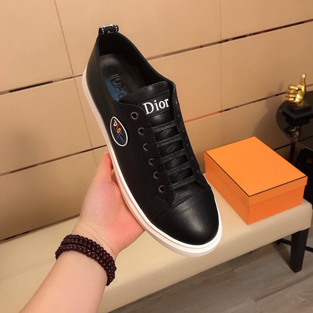 CD B23 LOW-TOP CIRCLE ICON SNEAKER BLACK CALFSKIN