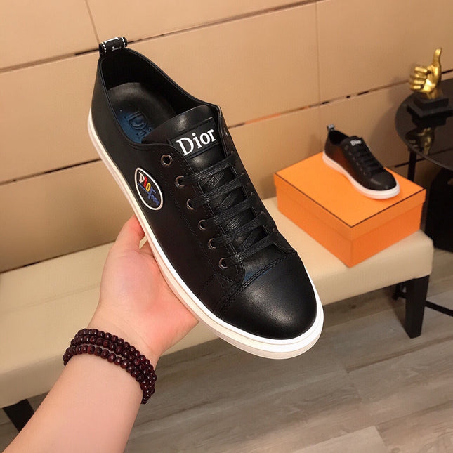 CD B23 LOW-TOP CIRCLE ICON SNEAKER BLACK CALFSKIN