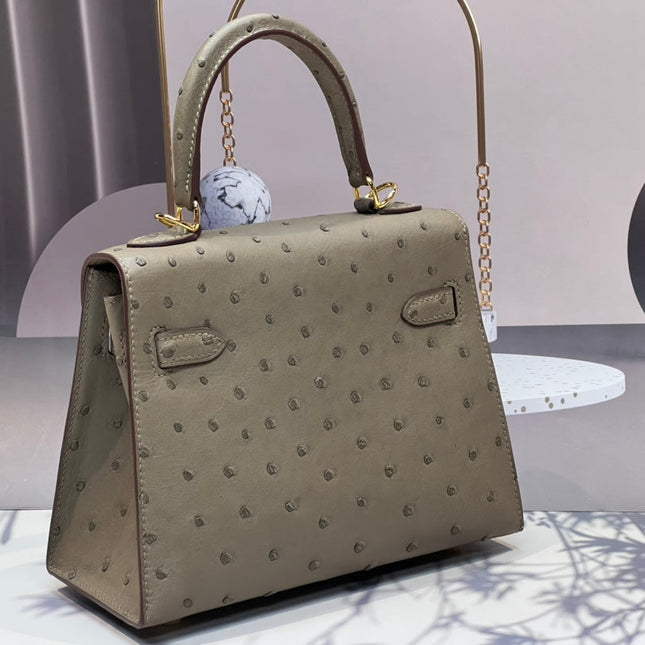 KELLY BAG 20 IN KHAKI BEIGE OSTRICH LEATHER WITH GOLD HARDWARE