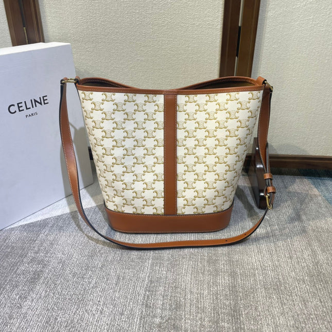 BUCKET 33 IN WHITE TRIOMPHE CANVAS AND BRONZE BROWN CALFSKIN TRIM