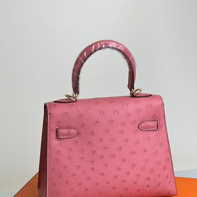 KELLY BAG 20 IN ROUGE PINK OSTRICH LEATHER WITH GOLD HARDWARE