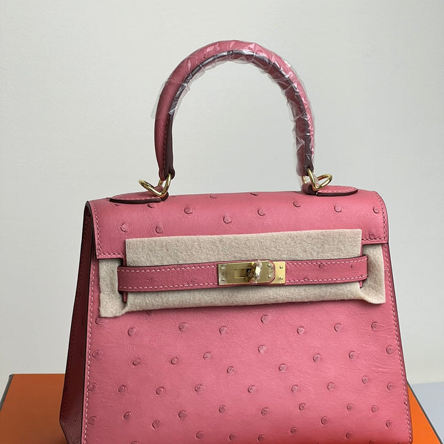 KELLY BAG 20 IN ROUGE PINK OSTRICH LEATHER WITH GOLD HARDWARE