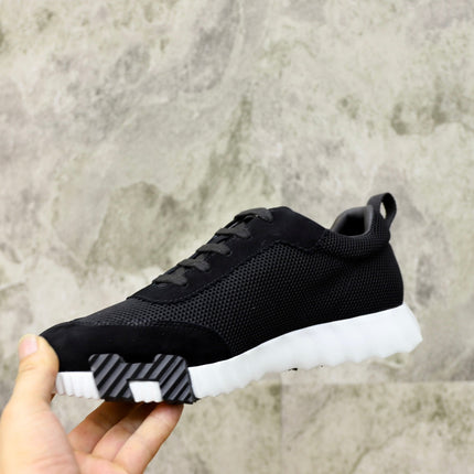HM BOUNCING SNEAKER BLACK BREATHABLE FABRIC