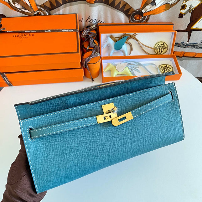 KELLY CUT 31 IN AZURE BLUE CALFSKIN WITH GOLD HARDWARE