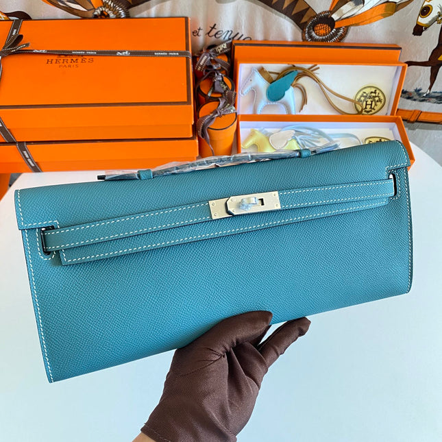 KELLY CUT 31 IN AZURE BLUE CALFSKIN WITH SILVER HARDWARE
