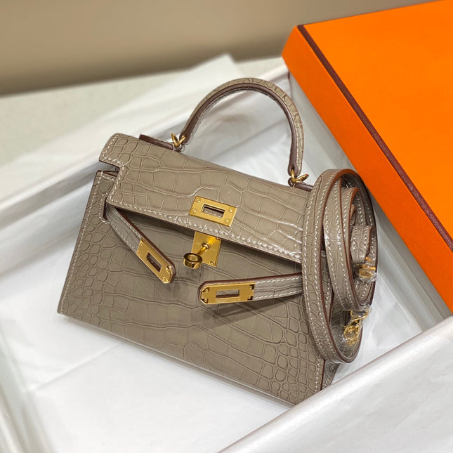 HERMES 25S MINI KELLY 19 IN MOCHA BROWN CALFSKIN GOLD HARDWARE