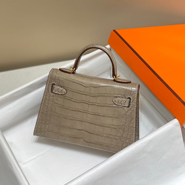 HERMES 25S MINI KELLY 19 IN MOCHA BROWN CALFSKIN GOLD HARDWARE