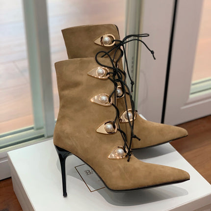 BALMAIN 26S BOOT 95 MM IN LIGHT BROWN SUEDE PEARL BUTTON