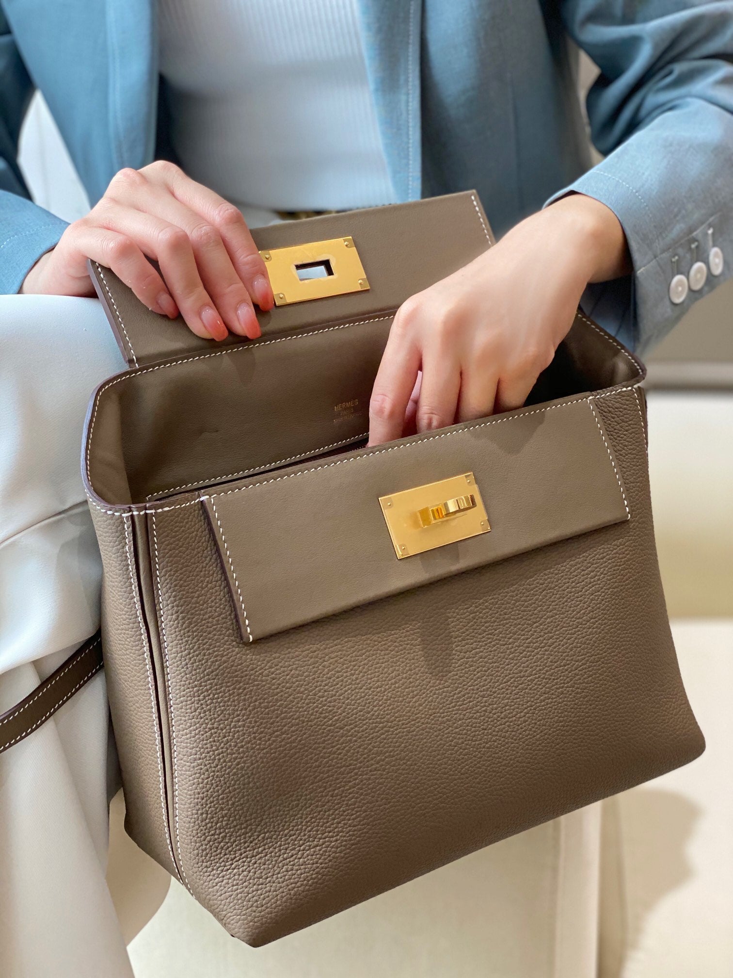 MINI 24/24 29CM IN TOGO ETOUPE EVERCOLOR CALFSKIN GOLD KELLY BUCKLE