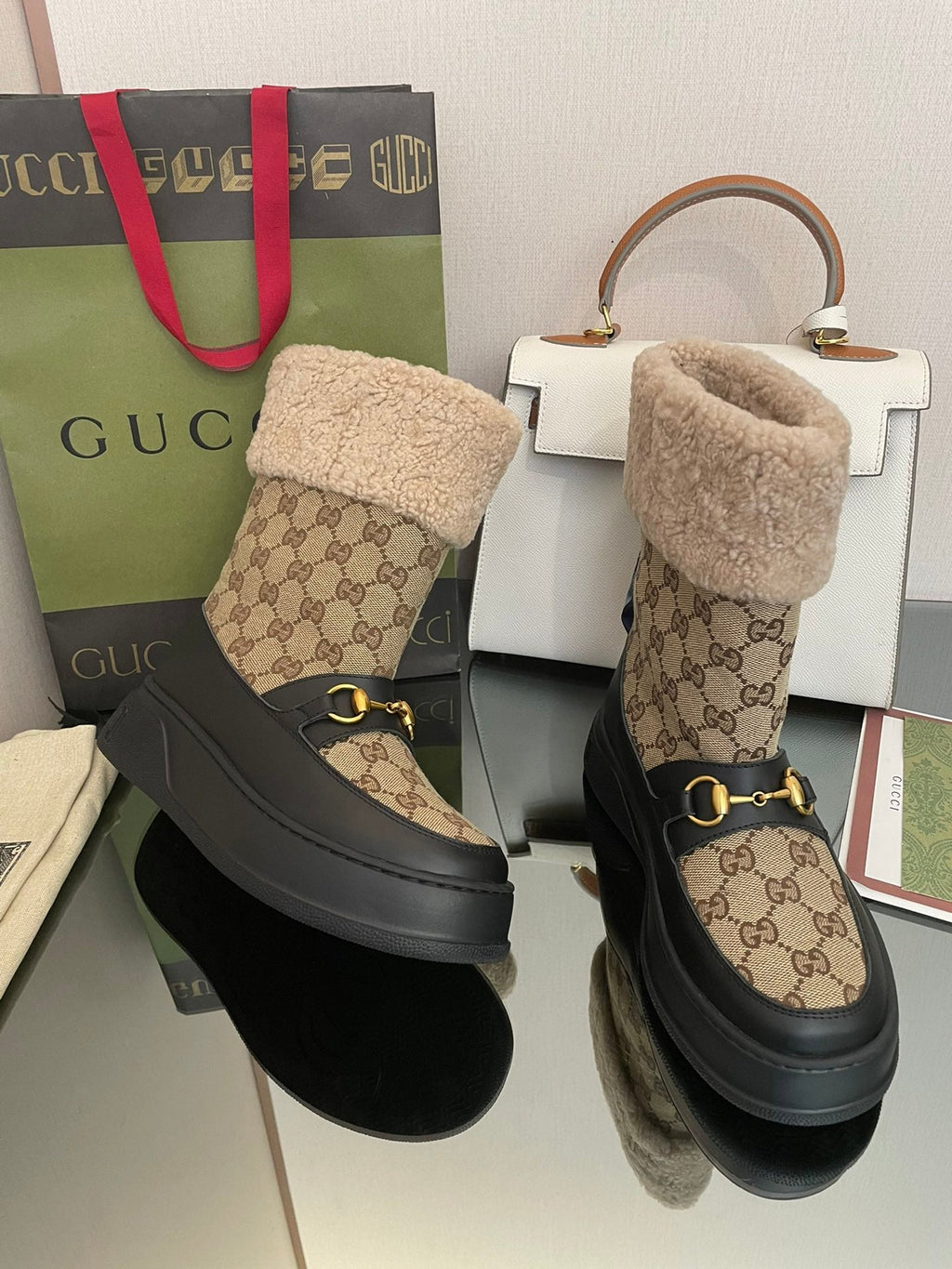 HORSEBIT SNOW ANKLE BOOTS IN ECRU BEIGE MONOGRAM JACQUARD FABRIC MIX BLACK CALFSKIN AND LAMB WOOL LINING