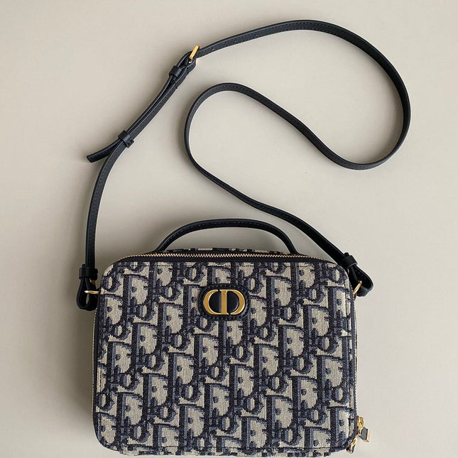 CARO 18 CAMERA BAG IN BLUE OBLIQUE JACQUARD