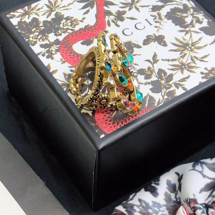 GUCCI 26S GG MULTICOLOR GEM EMBELLISHED BROOCH IN AGED GOLD TONE METAL 624288