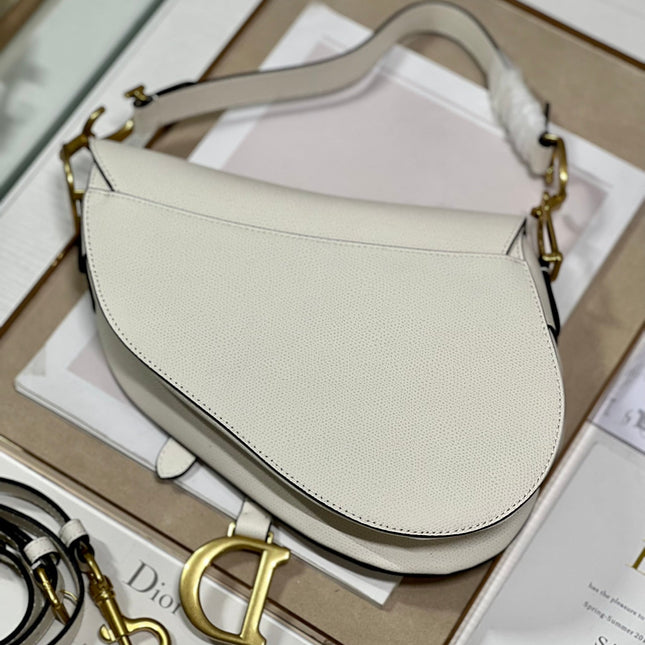 DIOR 26S SADDLE BAG 25 IN WHITE CALFSKIN