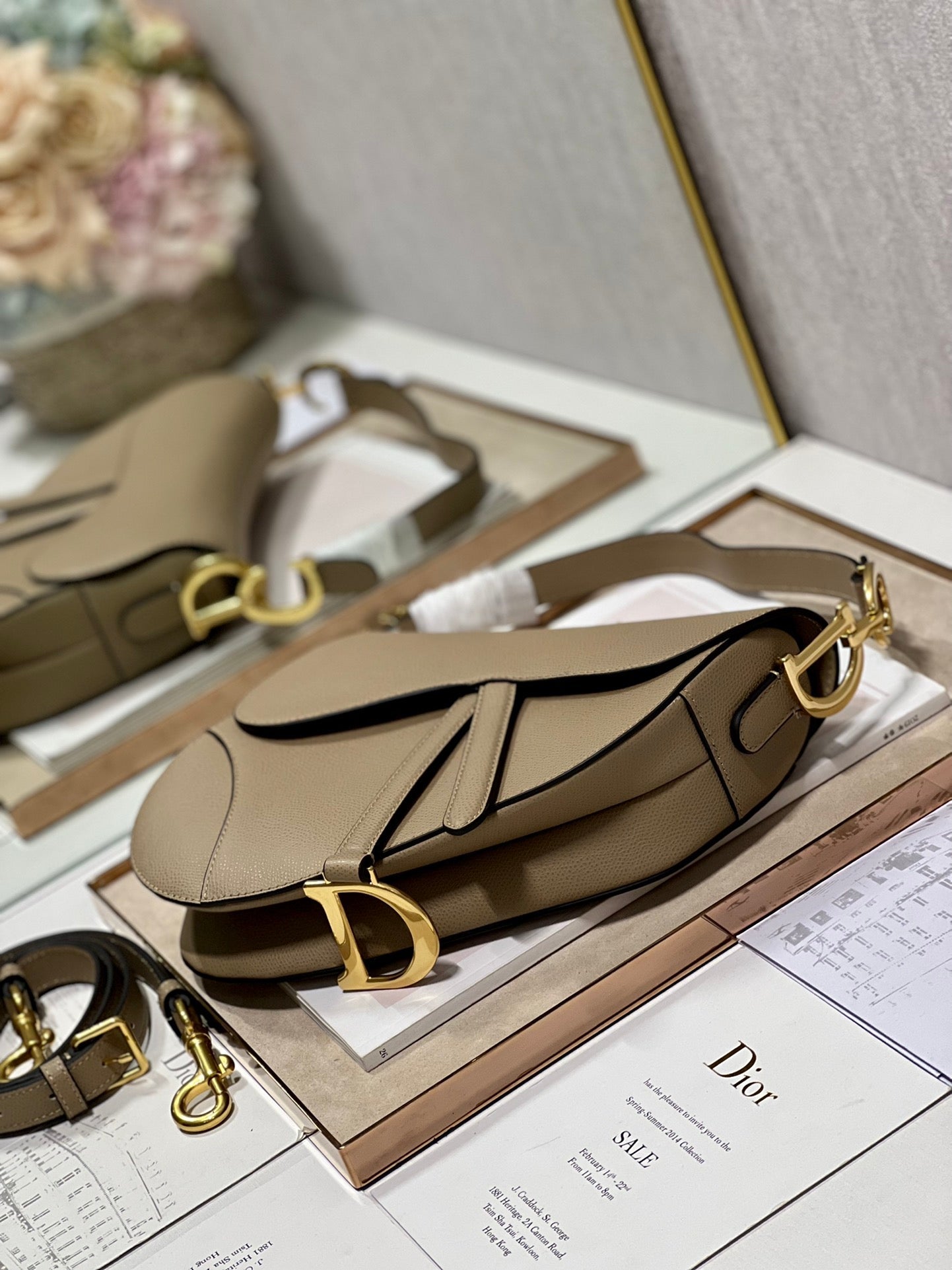 DIOR 26S SADDLE BAG 19 IN BEIGE CALFSKIN