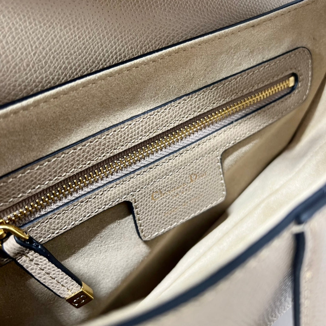 DIOR 26S SADDLE BAG 25 IN BEIGE CALFSKIN