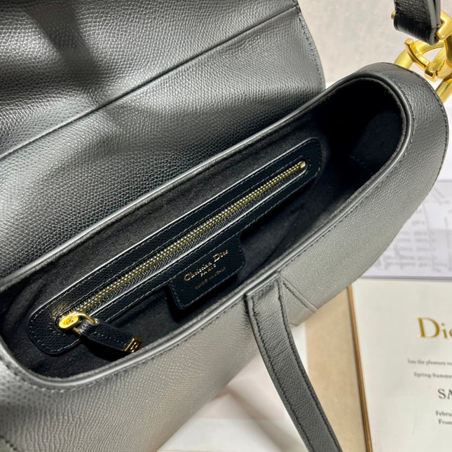 DIOR 26S SADDLE BAG 25 IN BLACK CALFSKIN GOLD-TONE HARDWARE